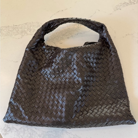 Large Bottega Veneta Hop Bag - Fondant - Picture 1 of 16